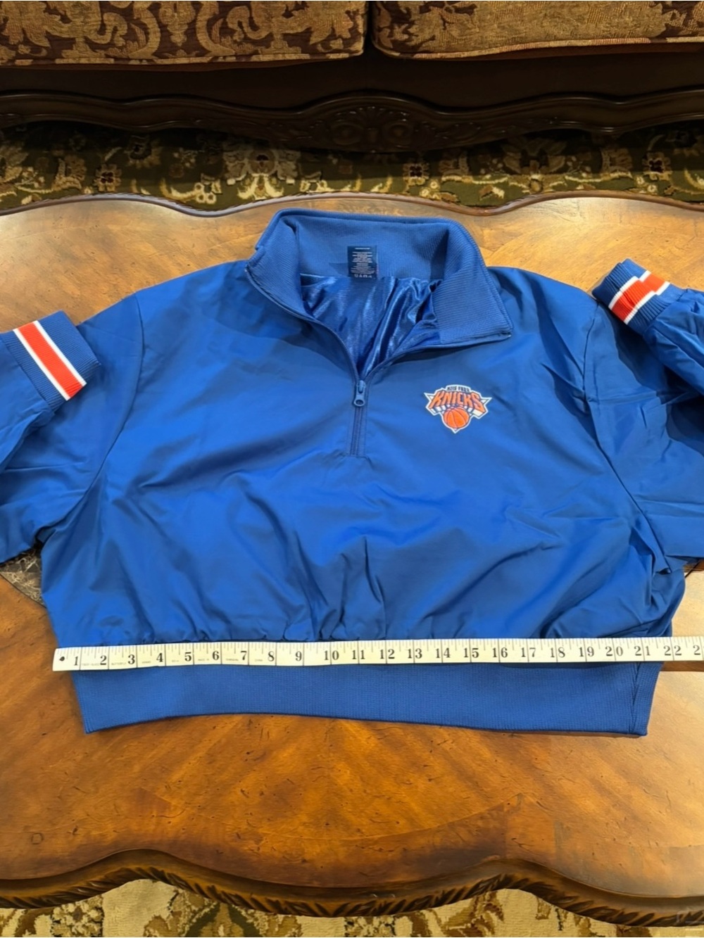 Women’s New York Knicks Lightweight  Pullover 1/4 Zip Cropped Jacket Size XL - Picture 6 of 6